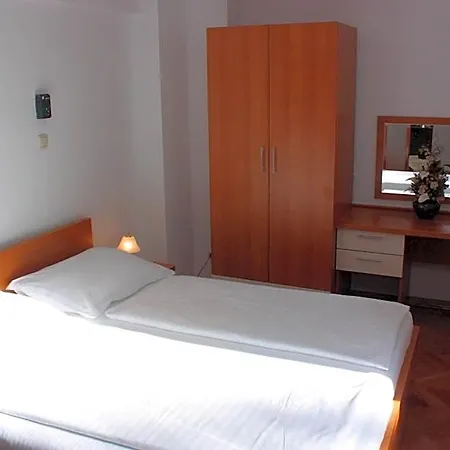 Concordia Hotel *